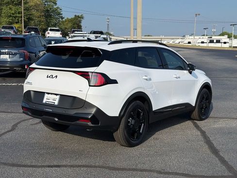 New 2026 Kia Sportage X-Line w/ X-Line Technology Package image 3