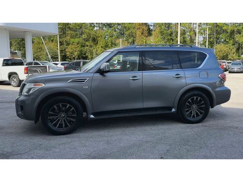 Used 2019 Nissan Armada Platinum w/ Interior Lighting Package image 5