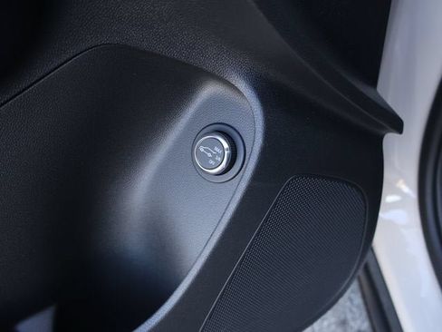 New 2026 Buick Envista Sport Touring w/ Studio Series FWD image 19