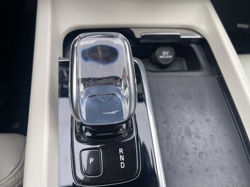 Used 2022 Volvo S60 B5 Inscription image 33