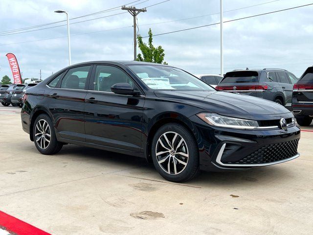 New 2025 Volkswagen Jetta SE FWD image 6