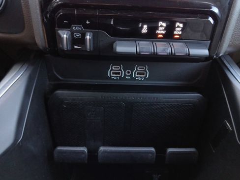 Used 2025 RAM 1500 Laramie w/ Laramie Southwest Edition AWD/4WD image 10