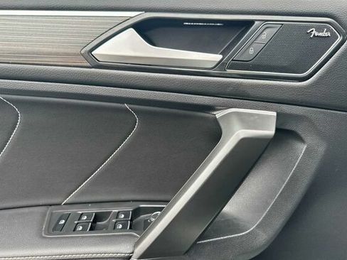 Used 2024 Volkswagen Tiguan SEL R-Line AWD/4WD image 9