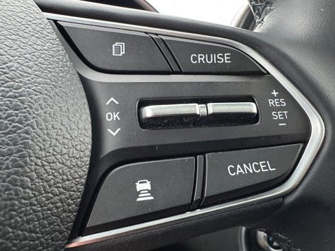 Used 2019 Hyundai Santa Fe Limited image 18