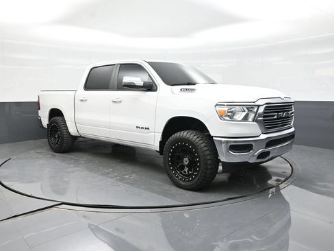 Used 2024 RAM 1500 Laramie AWD/4WD image 18