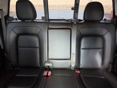 Used 2019 Chevrolet Colorado ZR2 image 13