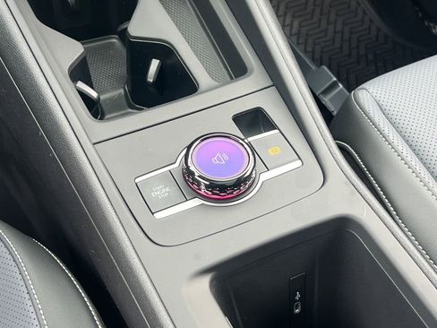 New 2026 Volkswagen Tiguan SE R-Line image 24