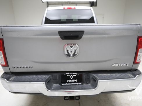 Used 2024 RAM 2500 Big Horn AWD/4WD image 3