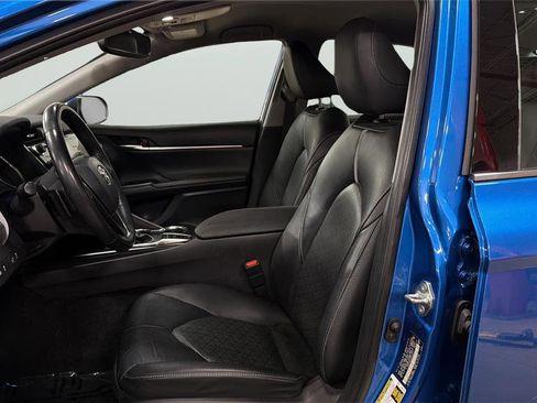 Used 2019 Toyota Camry XSE FWD image 23