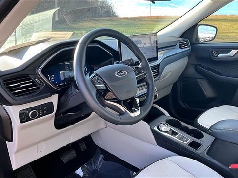 Used 2023 Ford Escape Active w/ Tech Pack #2 image 13