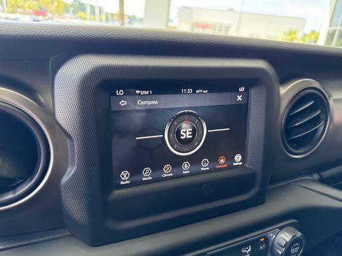 Used 2020 Jeep Wrangler Unlimited Sport S AWD/4WD image 23