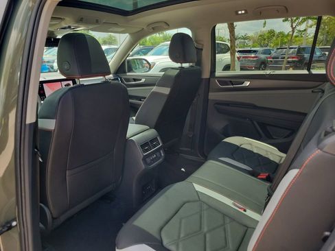 New 2026 Volkswagen Atlas Peak Edition AWD/4WD image 5