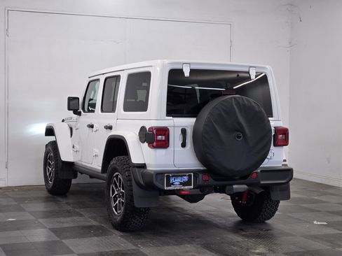Used 2025 Jeep Wrangler Unlimited Rubicon w/ Safety Group AWD/4WD image 7