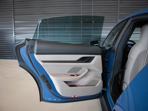 Used 2023 Porsche Taycan RWD image 25