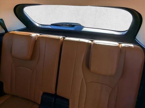 Used 2022 Lexus RX 350L FWD w/ Premium Package image 17