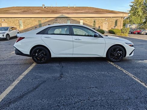 Used 2026 Hyundai Elantra Sport FWD image 6