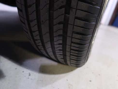 Used 2020 Ford Transit Connect XL image 36