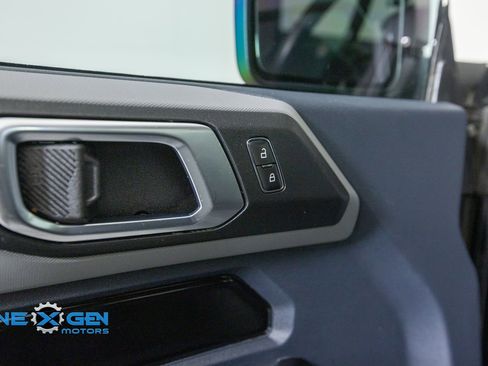 Used 2023 Ford Bronco Big Bend AWD/4WD image 12