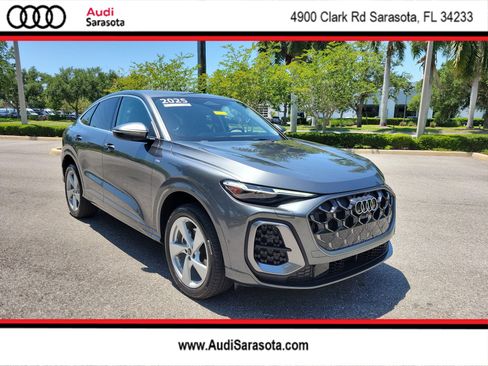 Used 2025 Audi Q5 Premium Plus w/ Premium Plus AWD/4WD image 1