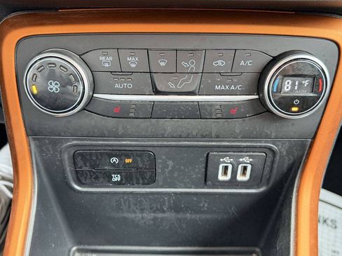 Used 2021 Ford EcoSport SE w/ SE Convenience Package FWD image 19