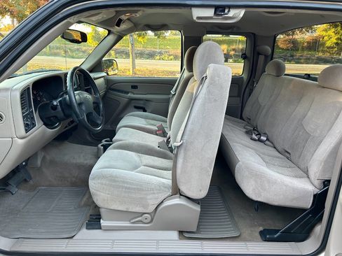 Used 2005 Chevrolet Silverado 1500 LS w/ Light Duty Power Package image 28