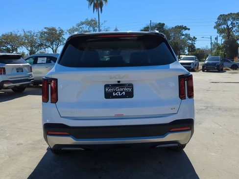 New 2026 Kia Sorento S AWD/4WD image 7