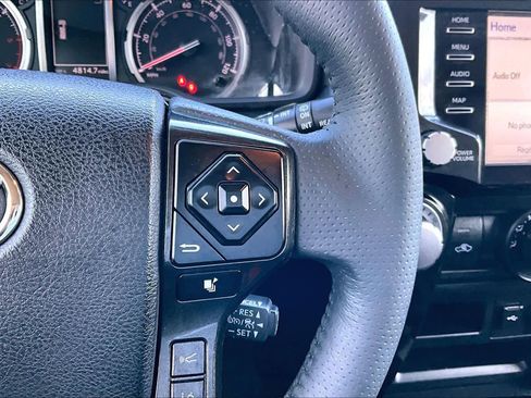 Certified 2020 Toyota 4Runner TRD Off-Road Premium w/ Moonroof Package image 24