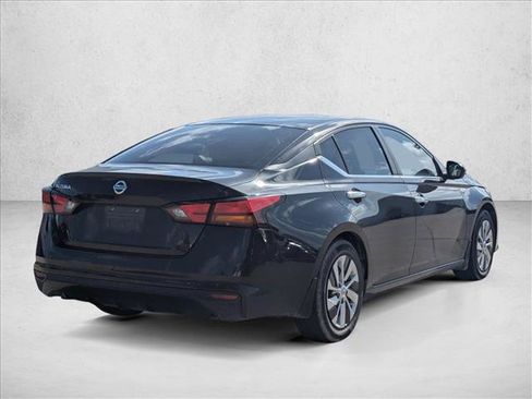 Used 2022 Nissan Altima 2.5 S FWD image 5