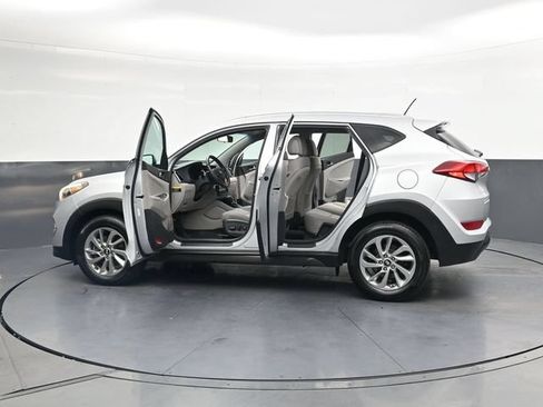 Used 2016 Hyundai Tucson SE w/ Option Group 02 AWD/4WD image 41