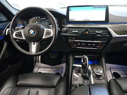 Used 2021 BMW M550i xDrive w/ Executive Package AWD/4WD image 13