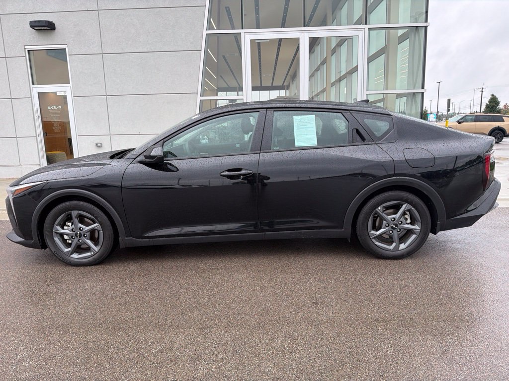 Certified 2026 Kia K4 FWD image 3