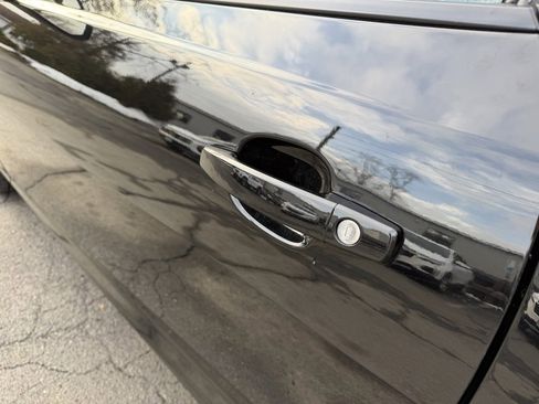 Used 2011 Chevrolet Camaro SS image 18