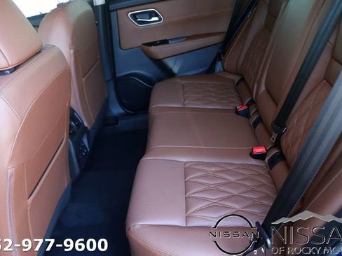 New 2026 Nissan Rogue Platinum w/ Platinum Premium Package AWD/4WD image 12