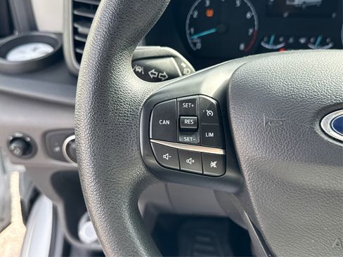 Used 2020 Ford Transit 350 XL image 32