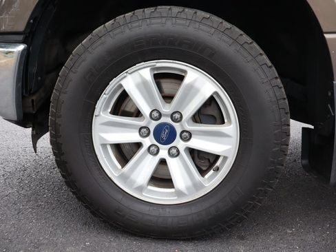 Used 2015 Ford F150 XLT w/ Equipment Group 301A Mid AWD/4WD image 39