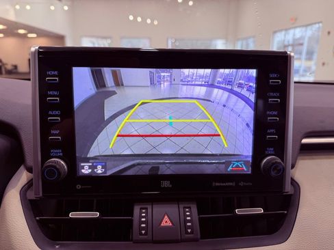 Used 2022 Toyota RAV4 Limited image 25