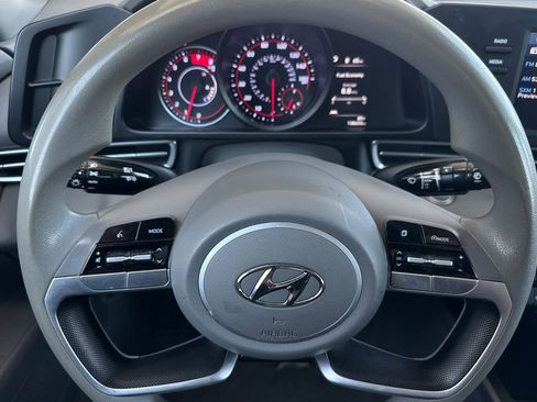 Used 2021 Hyundai Elantra SEL FWD image 22