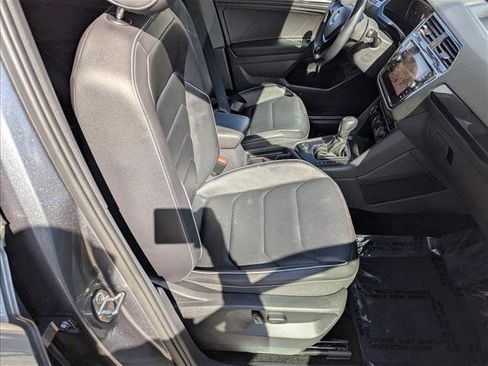 Used 2021 Volkswagen Tiguan SEL Premium R-Line image 21