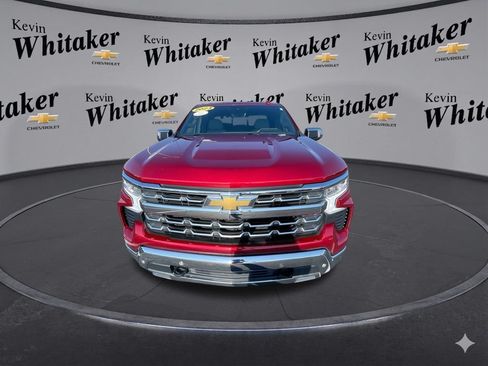 Used 2023 Chevrolet Silverado 1500 LTZ w/ LTZ Premium Package AWD/4WD image 3