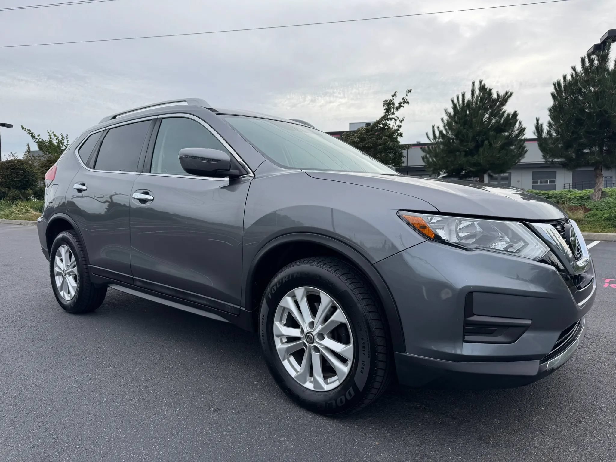 Used 2018 Nissan Rogue S w/ S Value Package AWD/4WD image 1