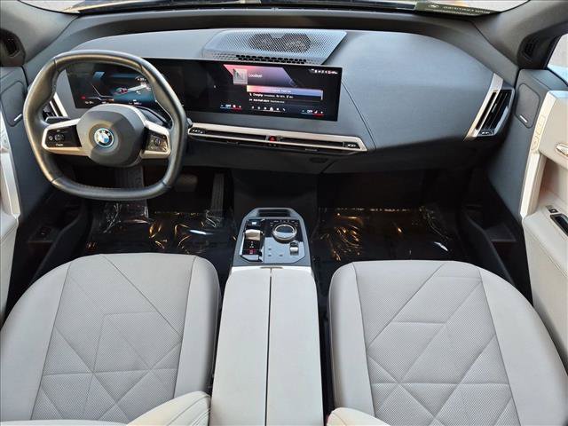 Certified 2024 BMW iX xDrive50 w/ Premium Package AWD/4WD image 19