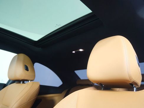 Certified 2024 BMW 230i Coupe w/ Premium Package image 11