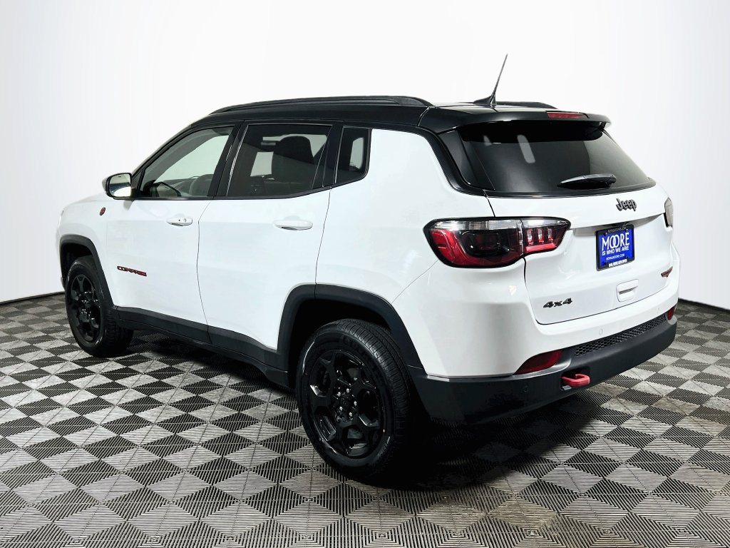 Used 2024 Jeep Compass Trailhawk AWD/4WD image 5