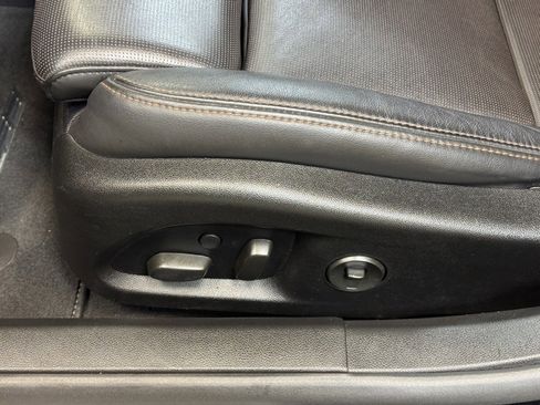 Used 2020 Cadillac CT5 V w/ Premium Package image 13