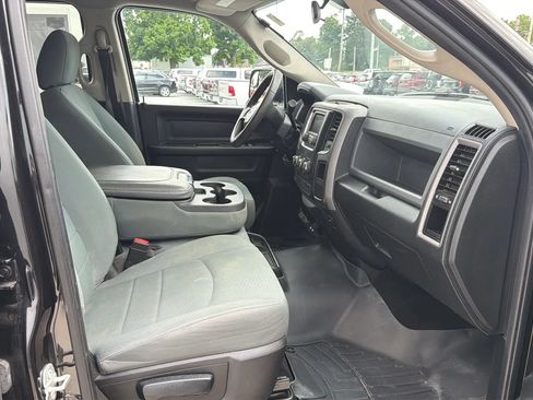 Used 2018 RAM 2500 Tradesman w/ Chrome Appearance Group AWD/4WD image 14