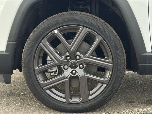 New 2026 Jeep Compass Limited image 11