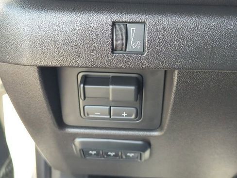 Used 2026 Chevrolet Colorado Trail Boss w/ Midnight Edition image 13