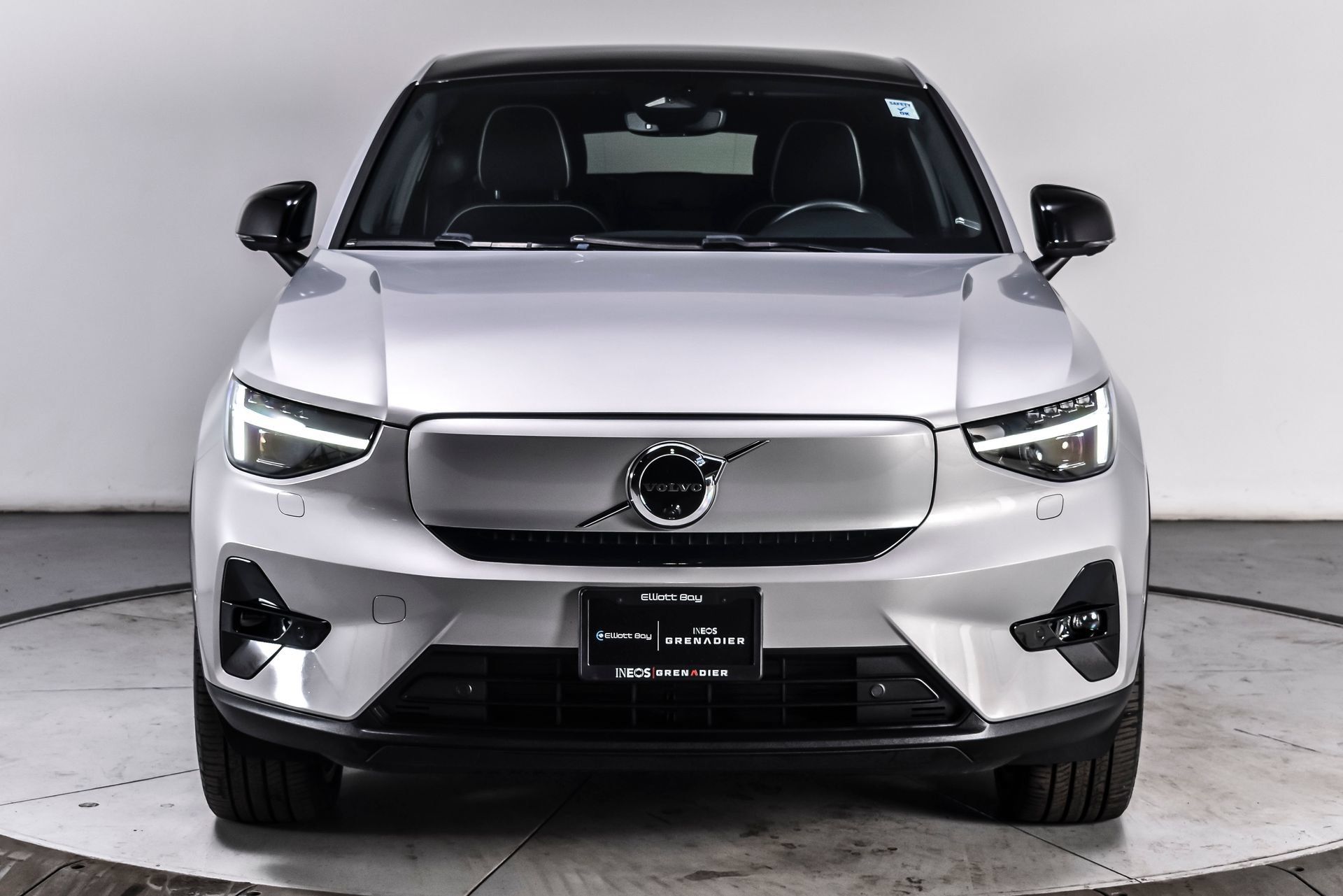 Used 2023 Volvo C40 P8 Recharge Ultimate w/ Protection Package Premier AWD/4WD image 2
