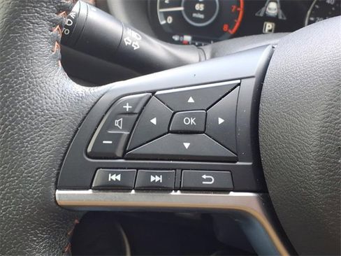 Used 2023 Nissan Kicks SR w/ Interior Electronics Package image 22