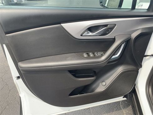Used 2022 Chevrolet Blazer LT image 22